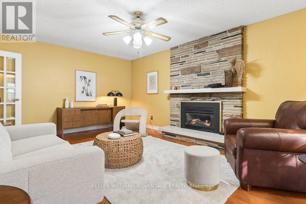 2192 Castlestone Court, Mississauga, Ontario  L5B 1Y1 - Photo 9 - W13782842