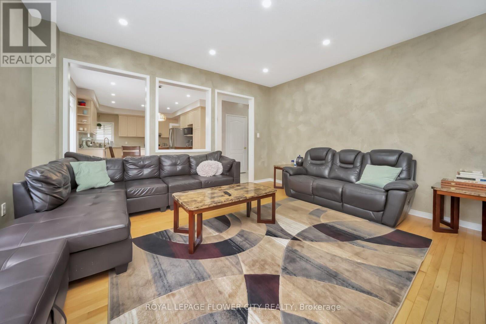 36 Borneo Crescent, Brampton, Ontario  L6R 3C5 - Photo 13 - W13782852