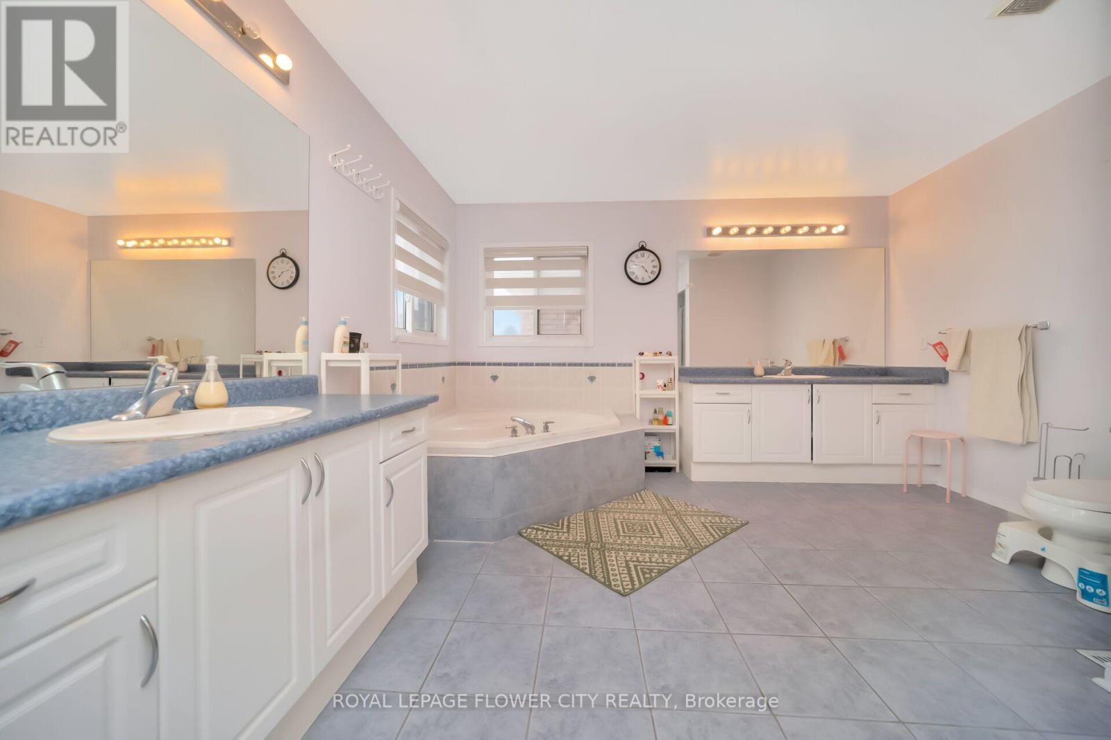 36 Borneo Crescent, Brampton, Ontario  L6R 3C5 - Photo 38 - W13782852