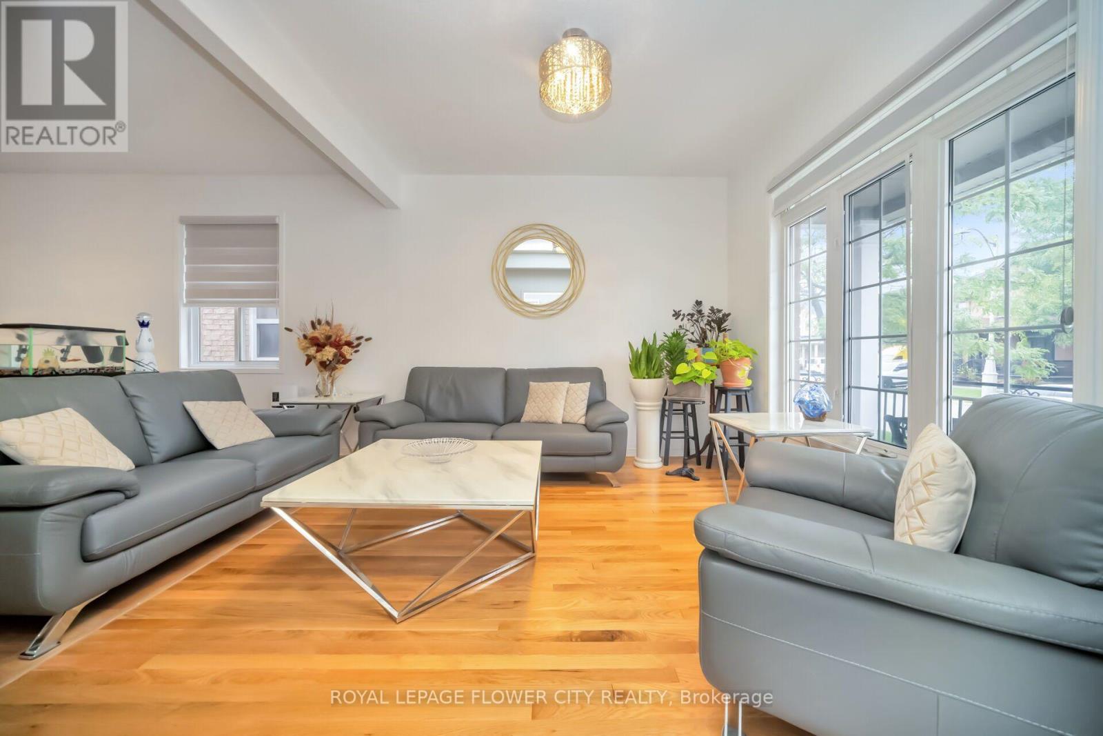 36 Borneo Crescent, Brampton, Ontario  L6R 3C5 - Photo 6 - W13782852