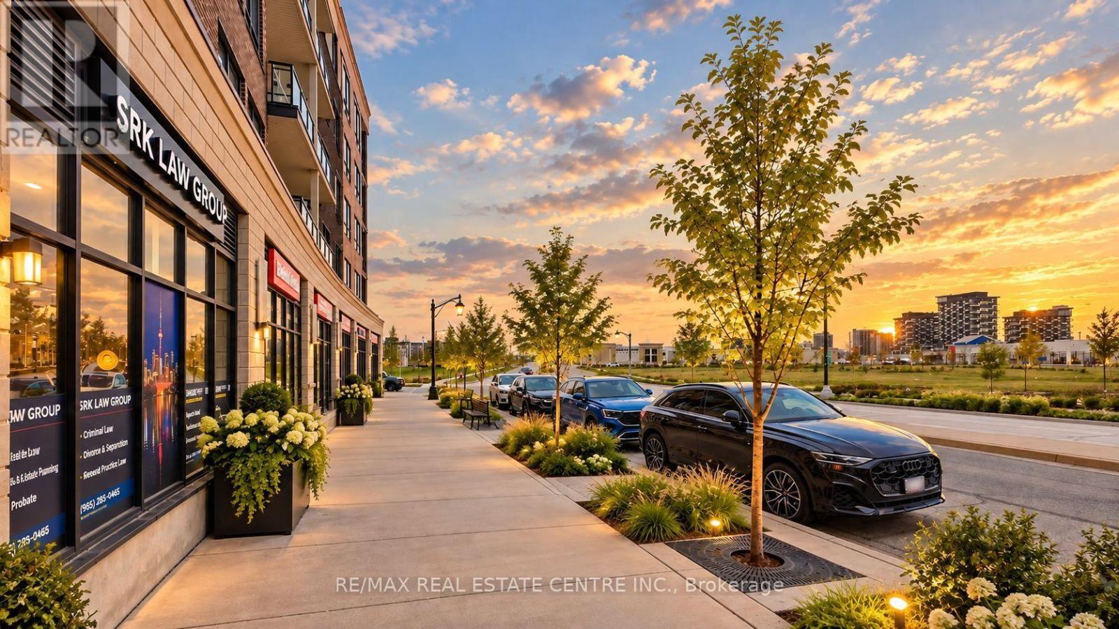 4 - 150 Oak Park Boulevard, Oakville, Ontario  L6H 0E7 - Photo 4 - W13782916