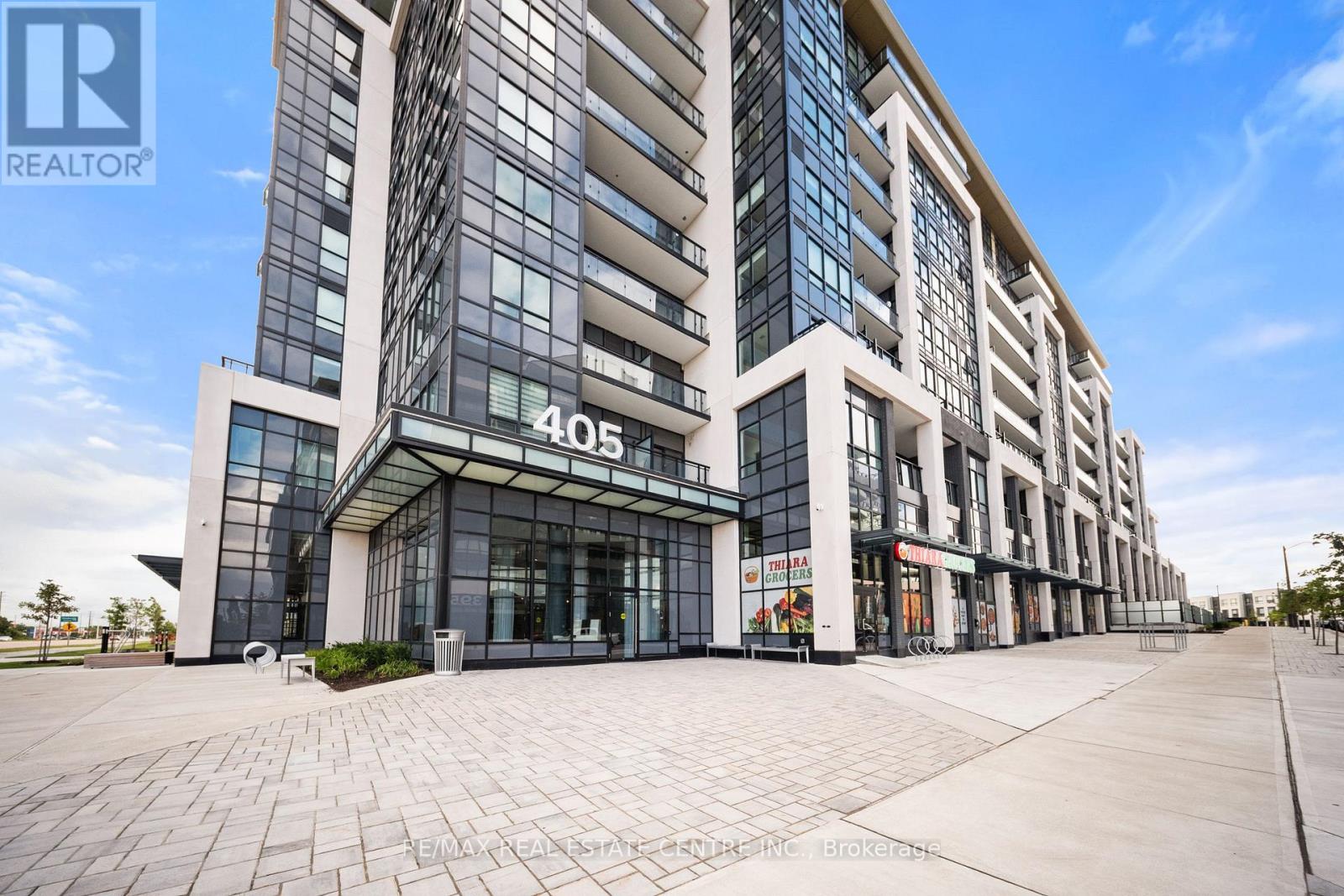 316 - 405 Dundas Street W, Oakville, Ontario  L6M 4P9 - Photo 3 - W13782922