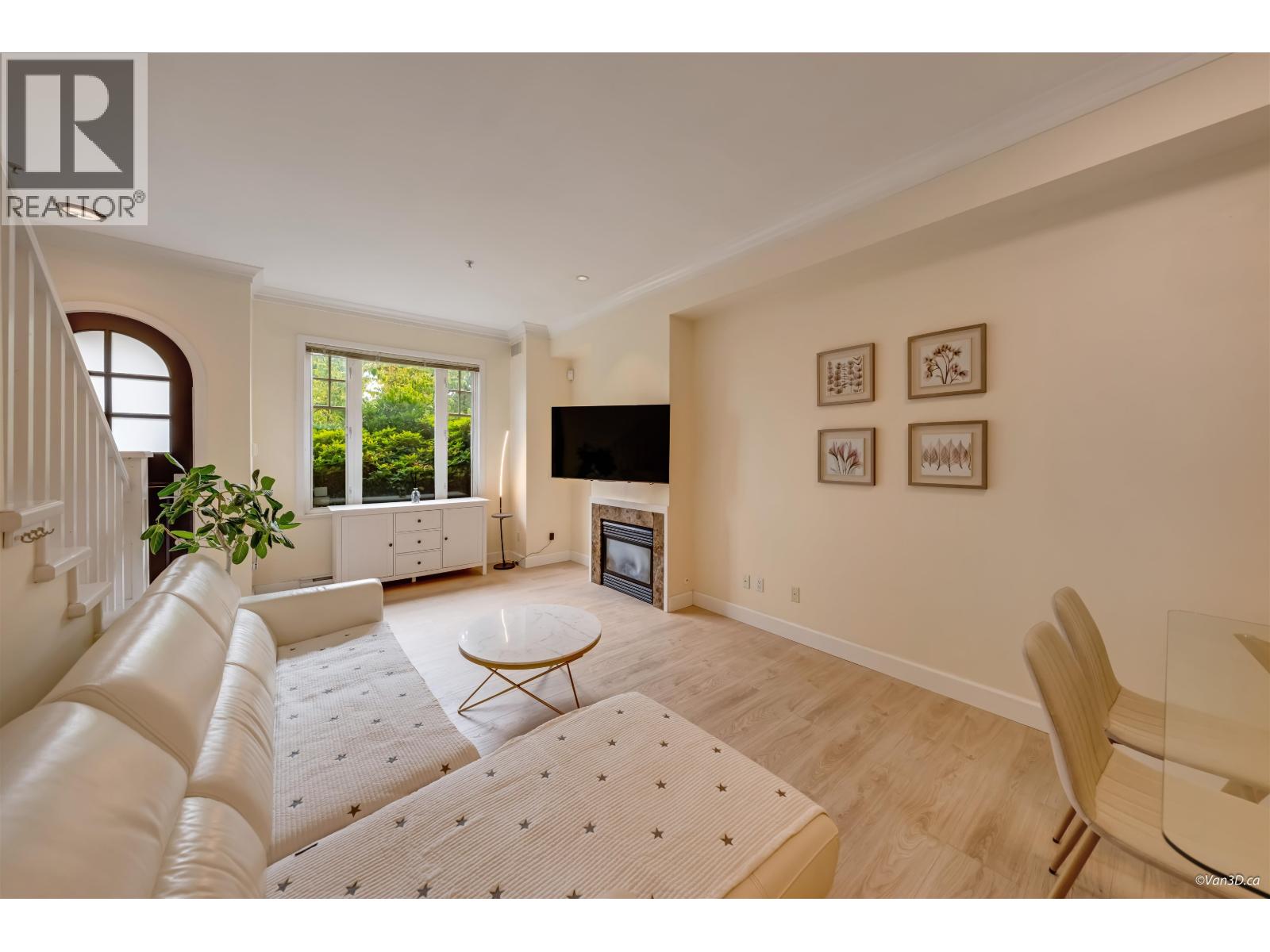989 W 38th Avenue, Vancouver, British Columbia  V5Z 2L7 - Photo 3 - R3165206