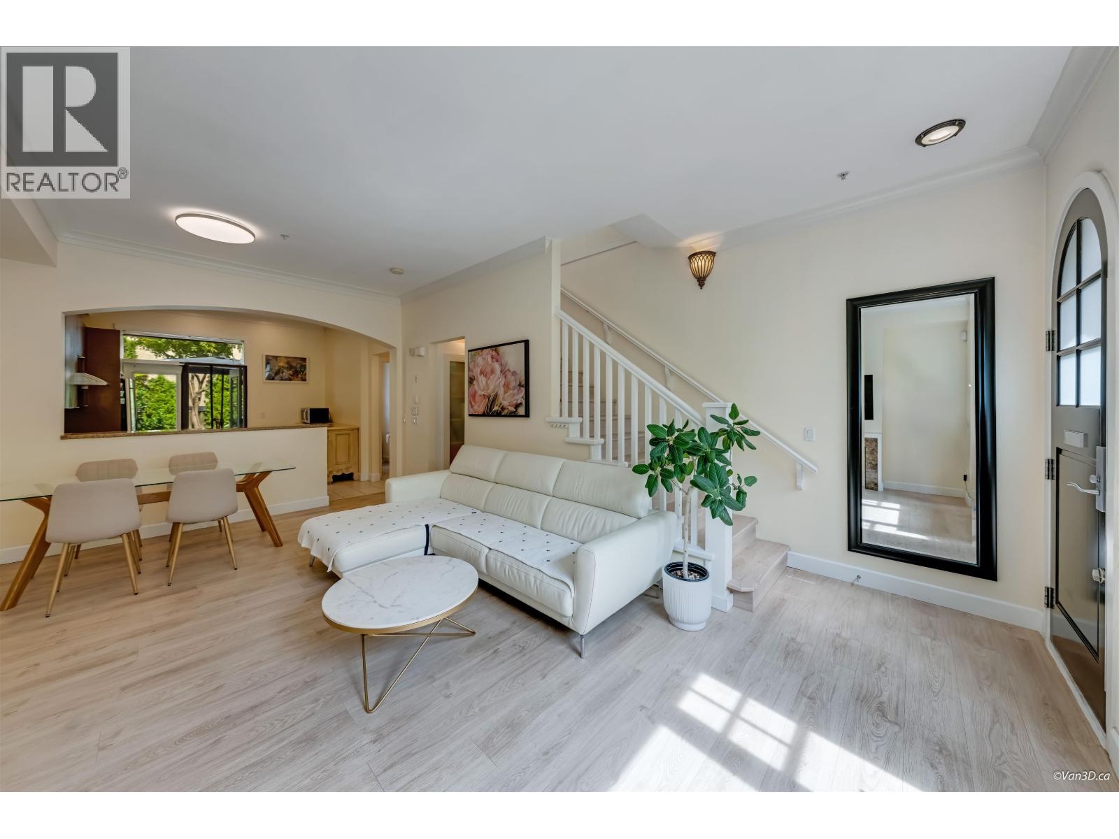 989 W 38th Avenue, Vancouver, British Columbia  V5Z 2L7 - Photo 4 - R3165206