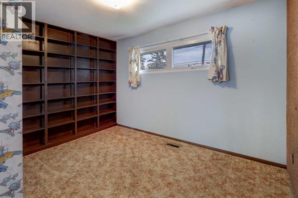 50 Thornlee Crescent Nw, Calgary, Alberta  T2K 2W8 - Photo 19 - A2342056