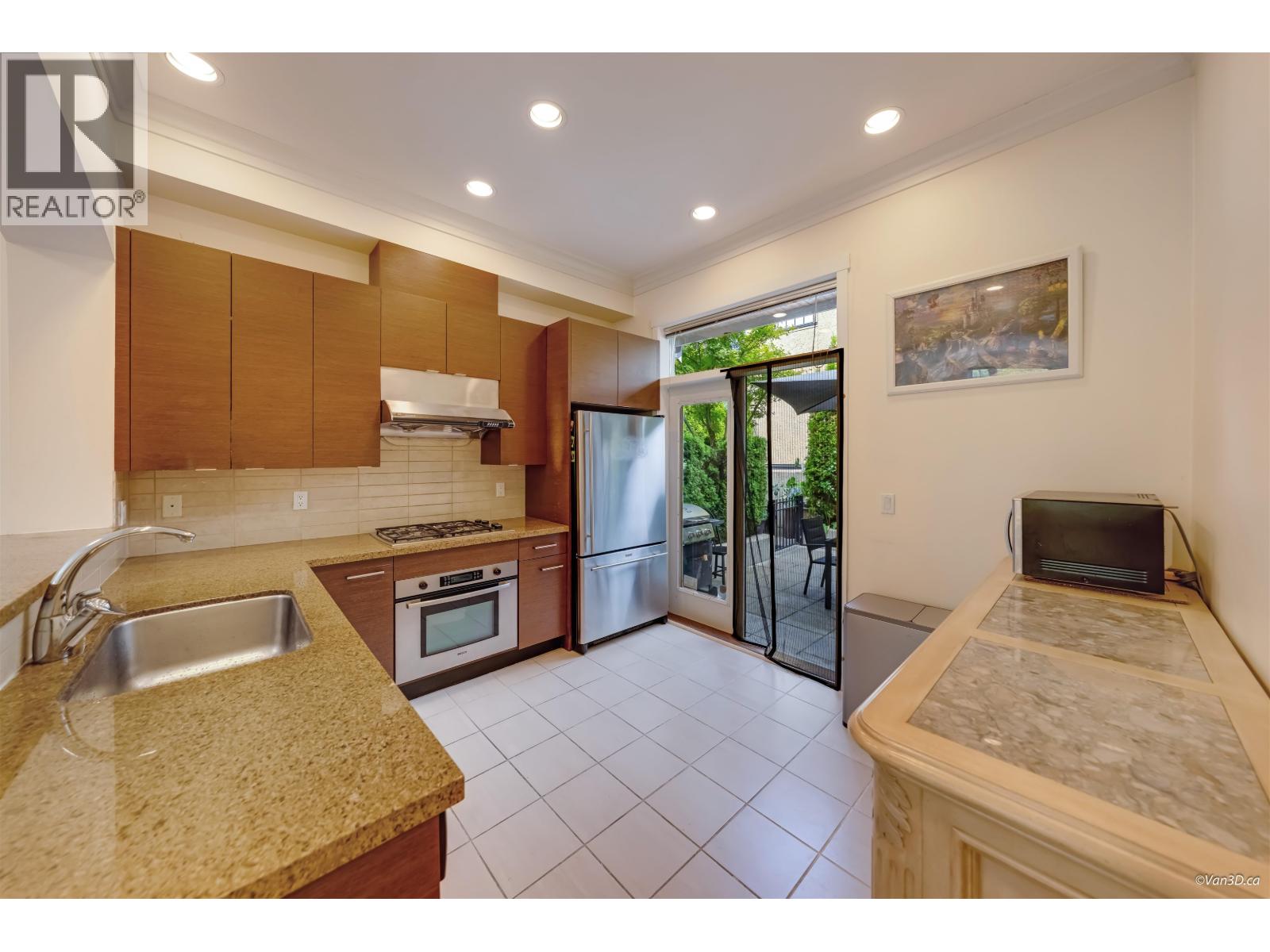 989 W 38th Avenue, Vancouver, British Columbia  V5Z 2L7 - Photo 6 - R3165206