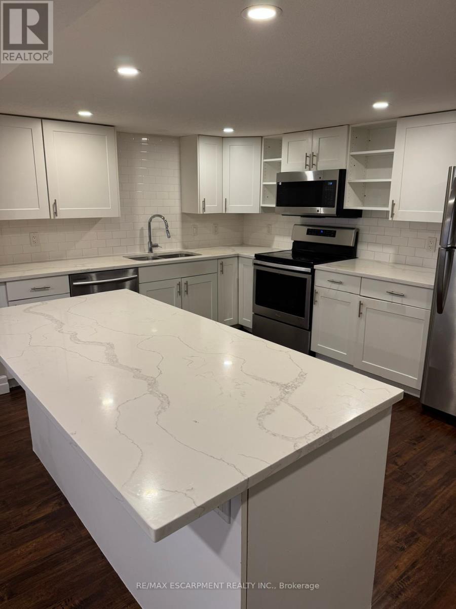 2 - 56 Siebert Avenue, Kitchener, Ontario  N2C 2A7 - Photo 2 - X13782840