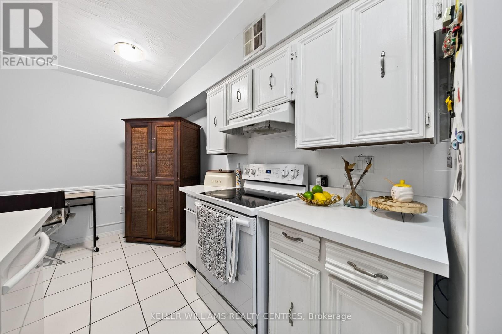 204 - 30 Harrisford Street, Hamilton, Ontario  L8K 6M9 - Photo 12 - X13782892