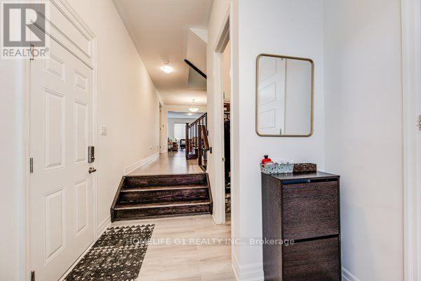 30 Routley Street, Kitchener, Ontario  N2R 0S2 - Photo 7 - X13782924