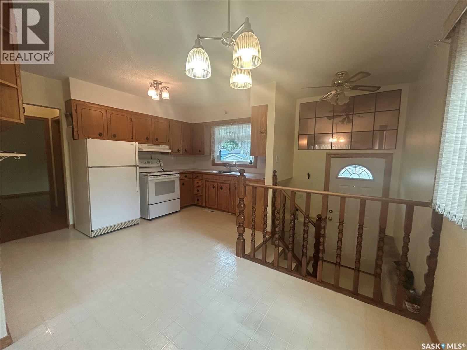 706 Vaughan Street W, Moose Jaw, Saskatchewan  S6H 5N5 - Photo 6 - SK048401