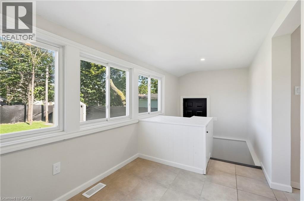 329 Talbot Street, Hamilton, Ontario  L8H 6T2 - Photo 22 - 40863140