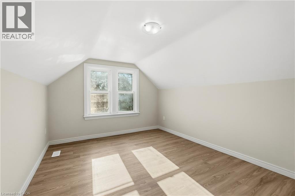 329 Talbot Street, Hamilton, Ontario  L8H 6T2 - Photo 26 - 40863140