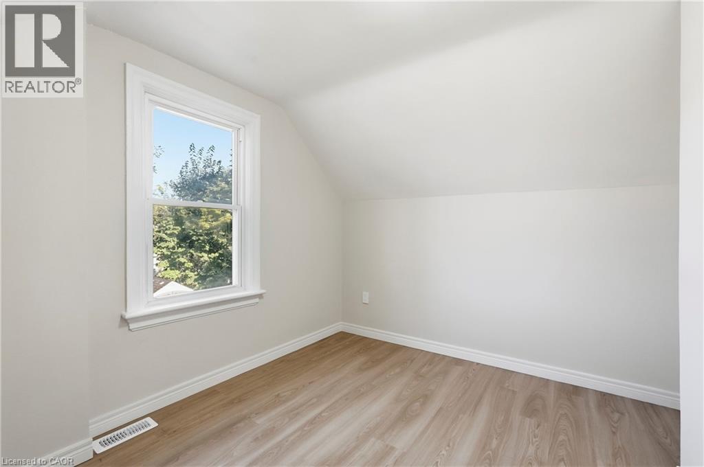 329 Talbot Street, Hamilton, Ontario  L8H 6T2 - Photo 29 - 40863140