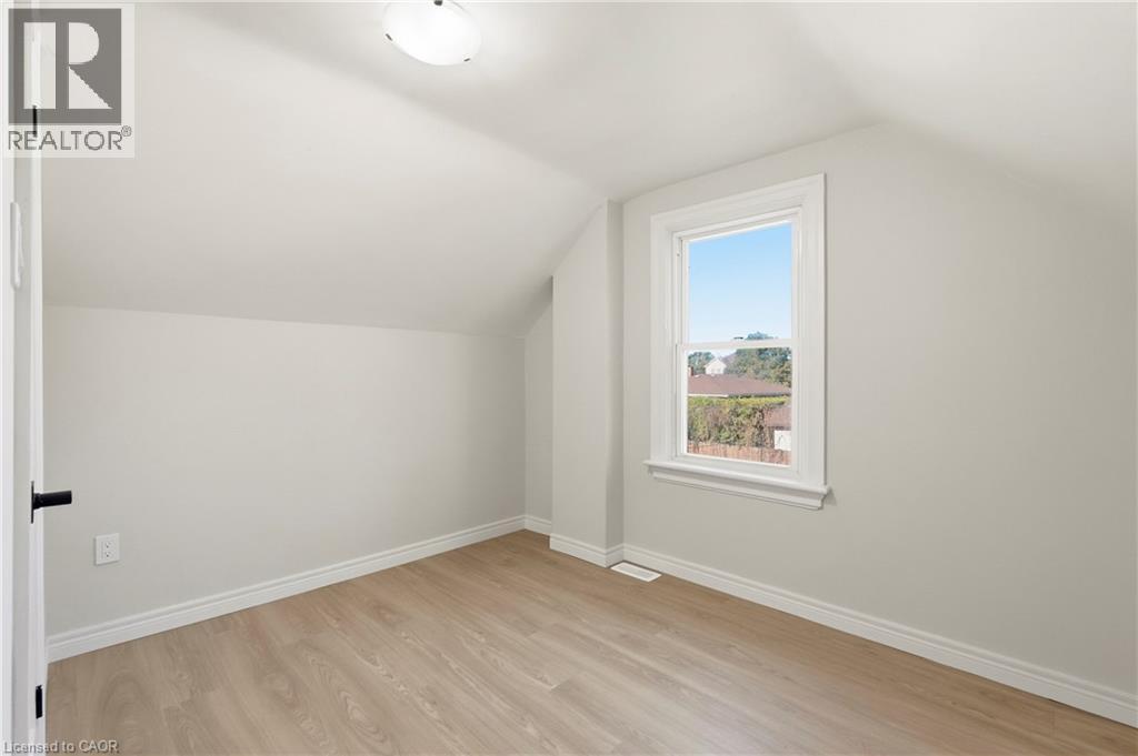 329 Talbot Street, Hamilton, Ontario  L8H 6T2 - Photo 30 - 40863140
