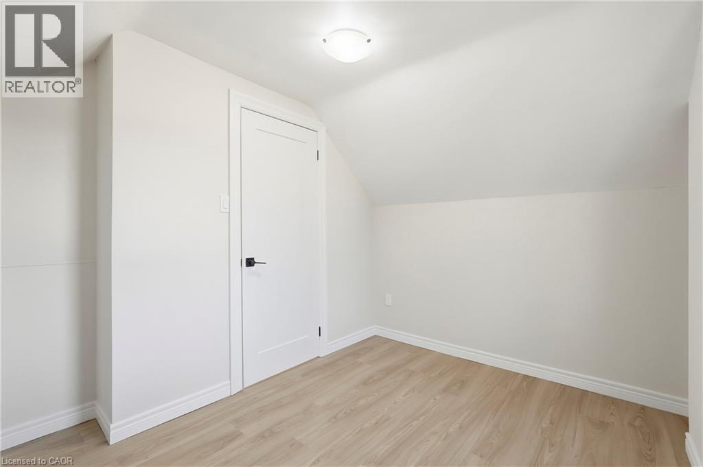 329 Talbot Street, Hamilton, Ontario  L8H 6T2 - Photo 31 - 40863140