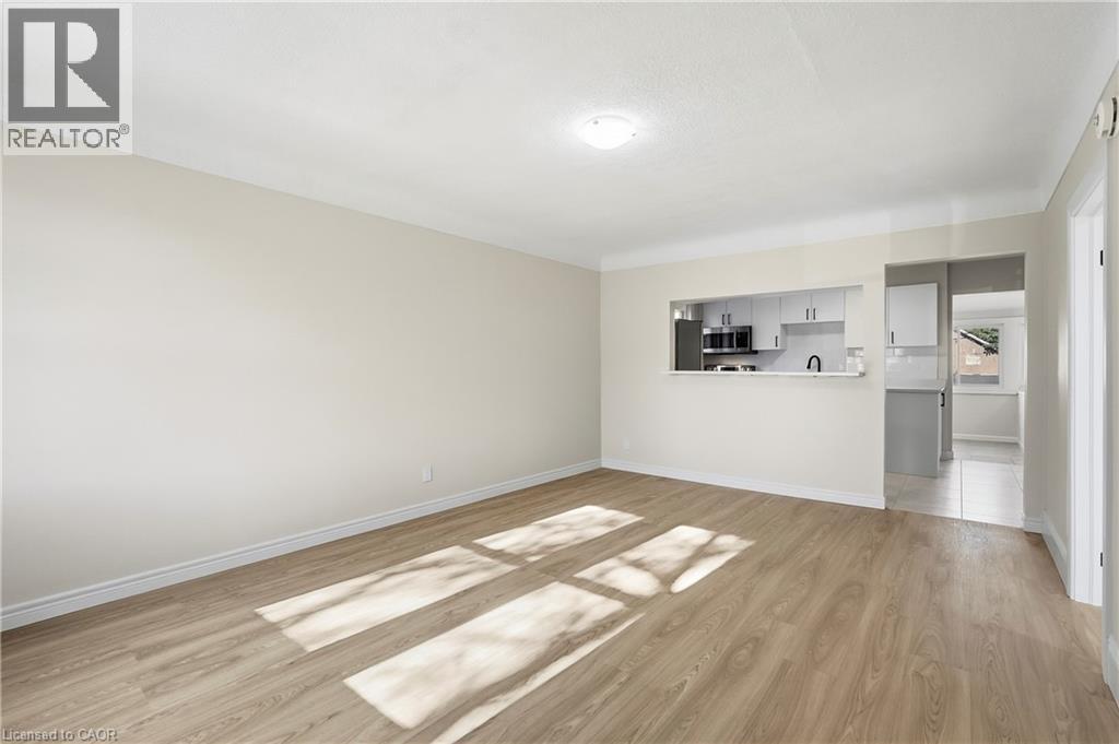 329 Talbot Street, Hamilton, Ontario  L8H 6T2 - Photo 6 - 40863140