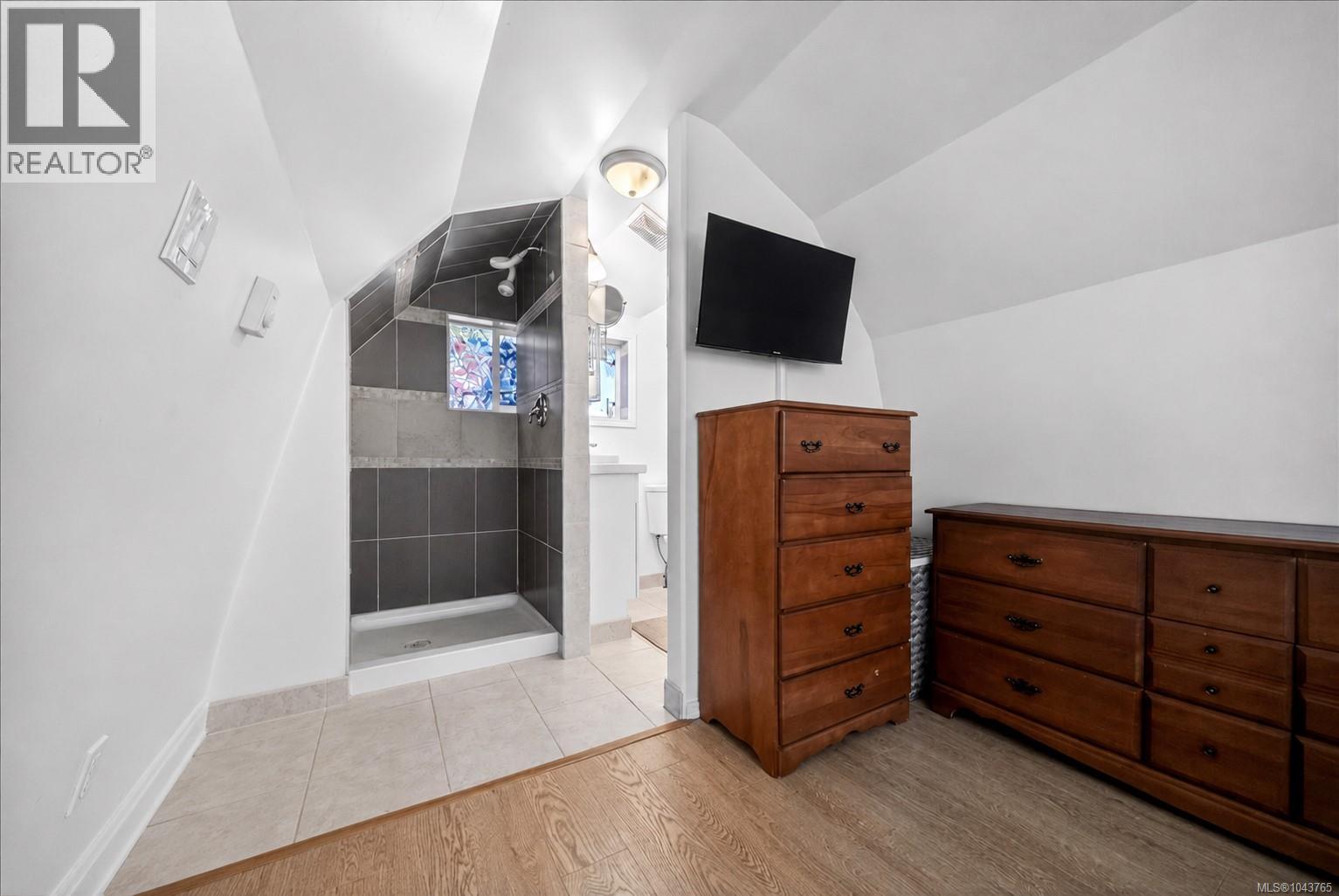 1120 Caledonia Ave, Victoria, British Columbia  V8T 1G1 - Photo 47 - 1043765