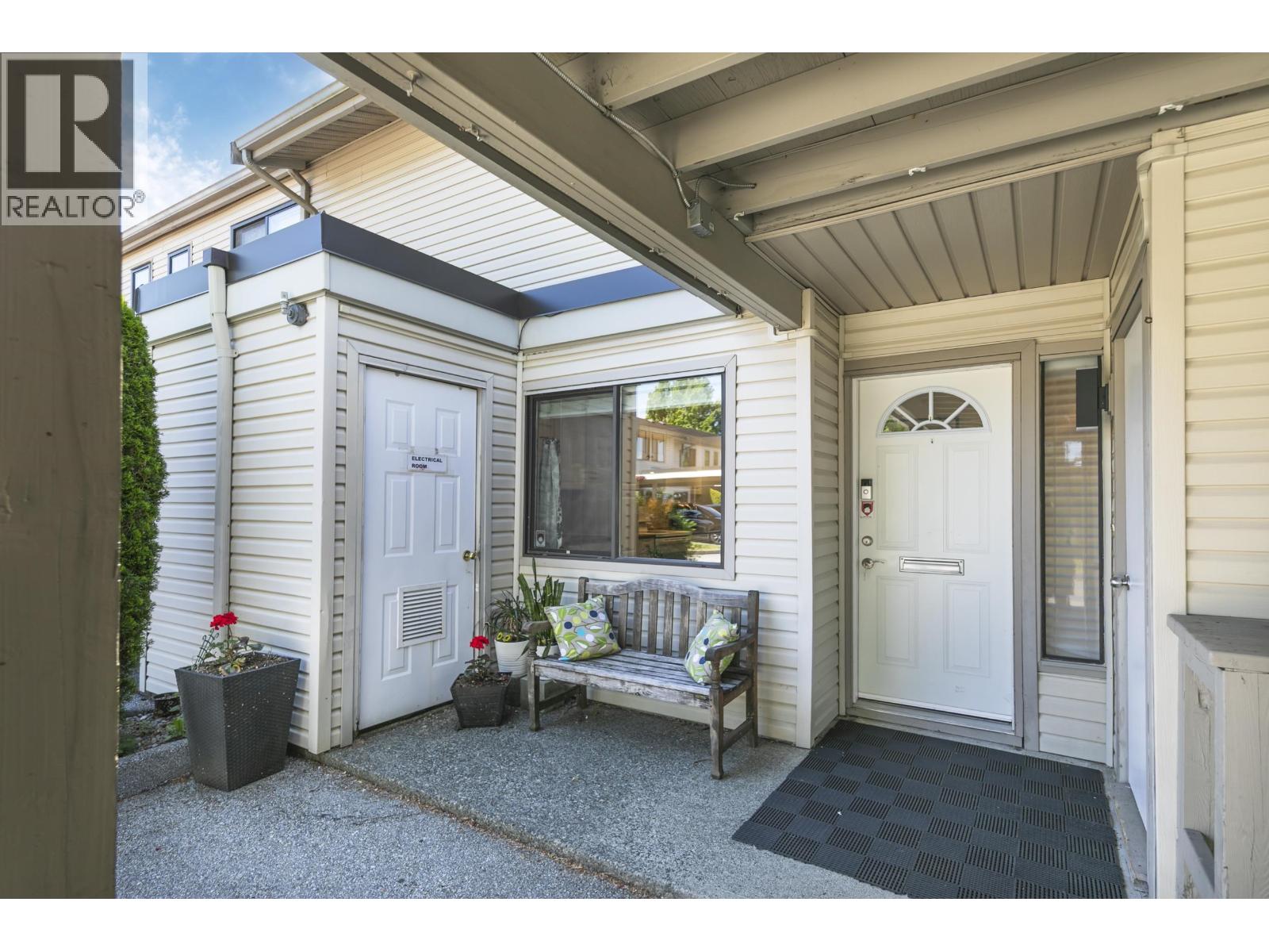 3 9080 Parksville Drive, Richmond, British Columbia  V7E 4N9 - Photo 2 - R3128235