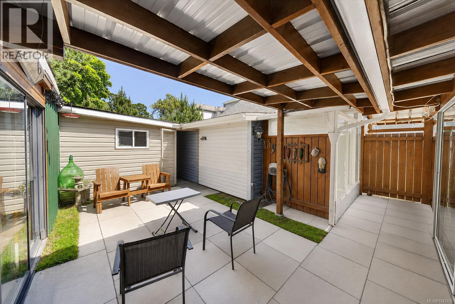 1120 Caledonia Ave, Victoria, British Columbia  V8T 1G1 - Photo 44 - 1043768