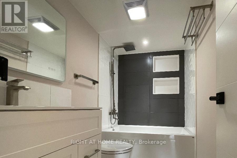 2212 - 205 Hilda Avenue, Toronto, Ontario  M2M 4B1 - Photo 15 - C13782762