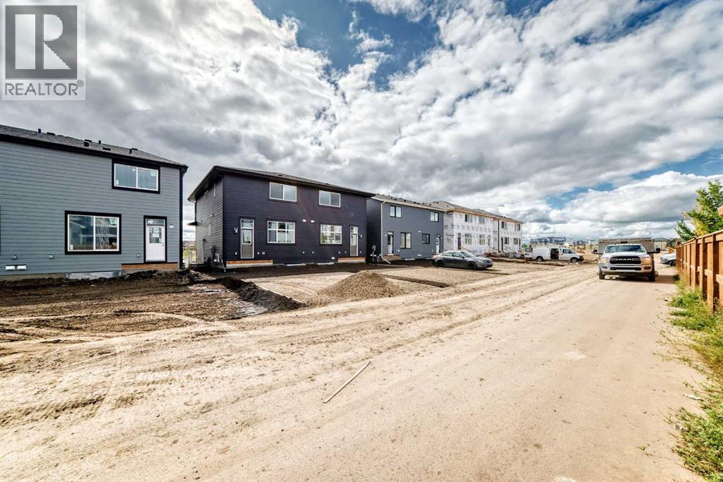 1368 Mahogany Boulevard Se, Calgary, Alberta  T3M 4E2 - Photo 38 - A2344596