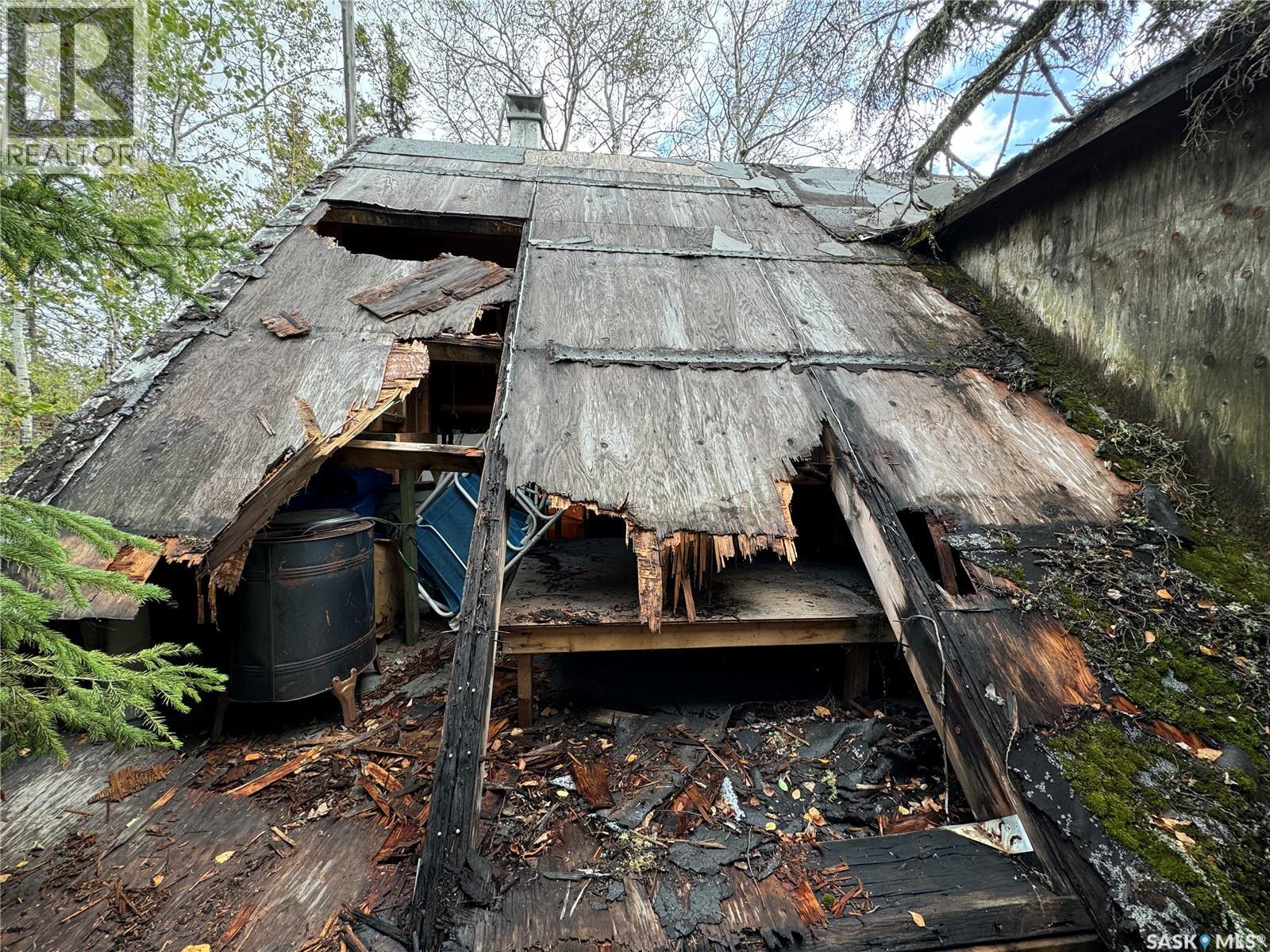 Remote Cabin On Esmay Lake, Northern Admin District, Saskatchewan  S0J 1L0 - Photo 15 - SK048300
