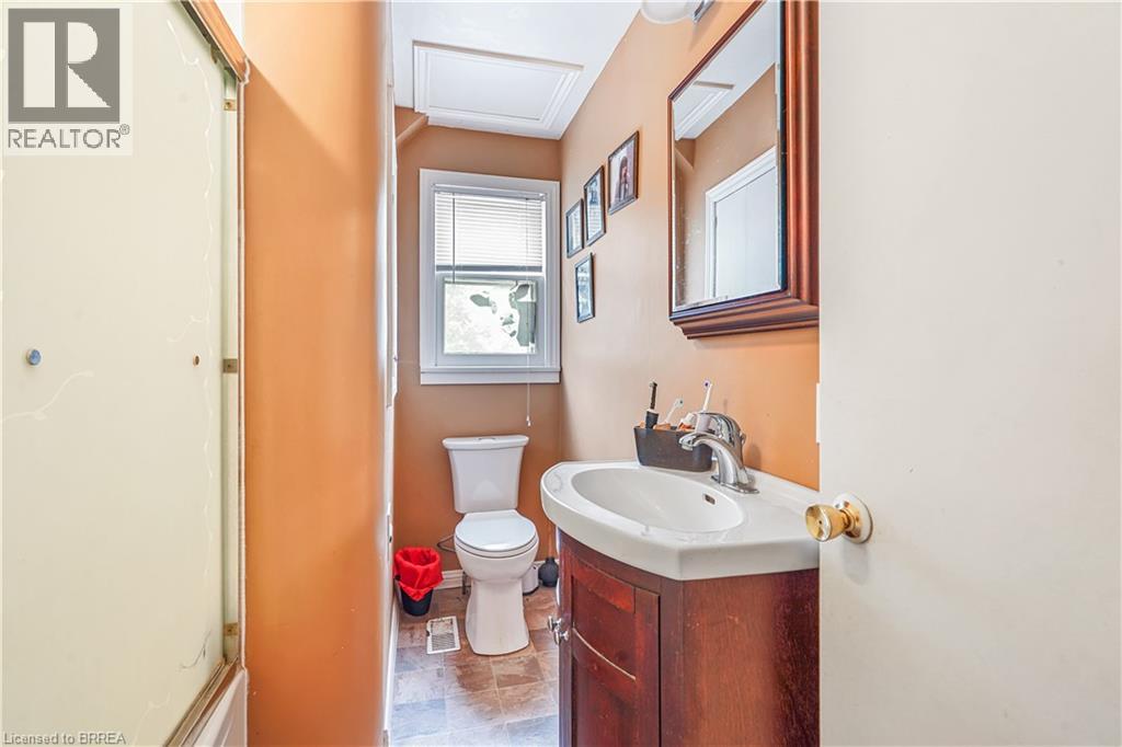 60 Park Road N, Brantford, Ontario  N3S 6T7 - Photo 19 - 40856602