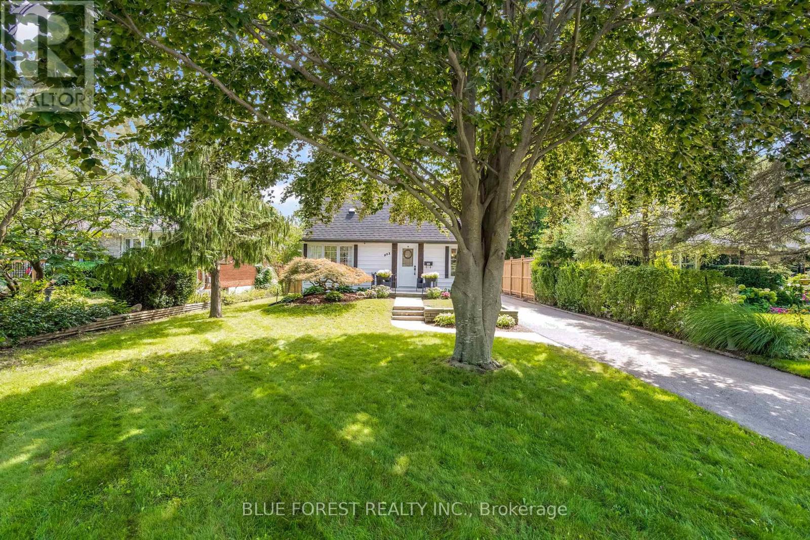 583 Mapledale Avenue, London North, Ontario  N5X 1H3 - Photo 3 - X13782962