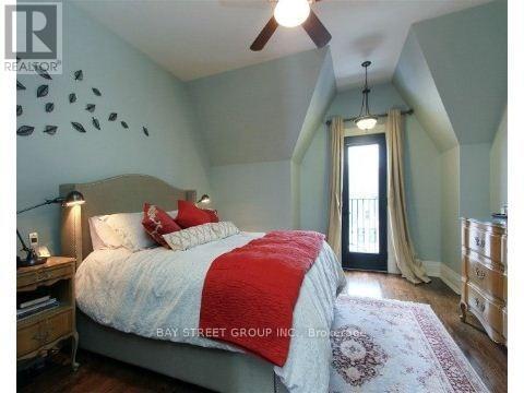 376 Lippincott Street, Toronto, Ontario  M5S 2P7 - Photo 7 - C13782972