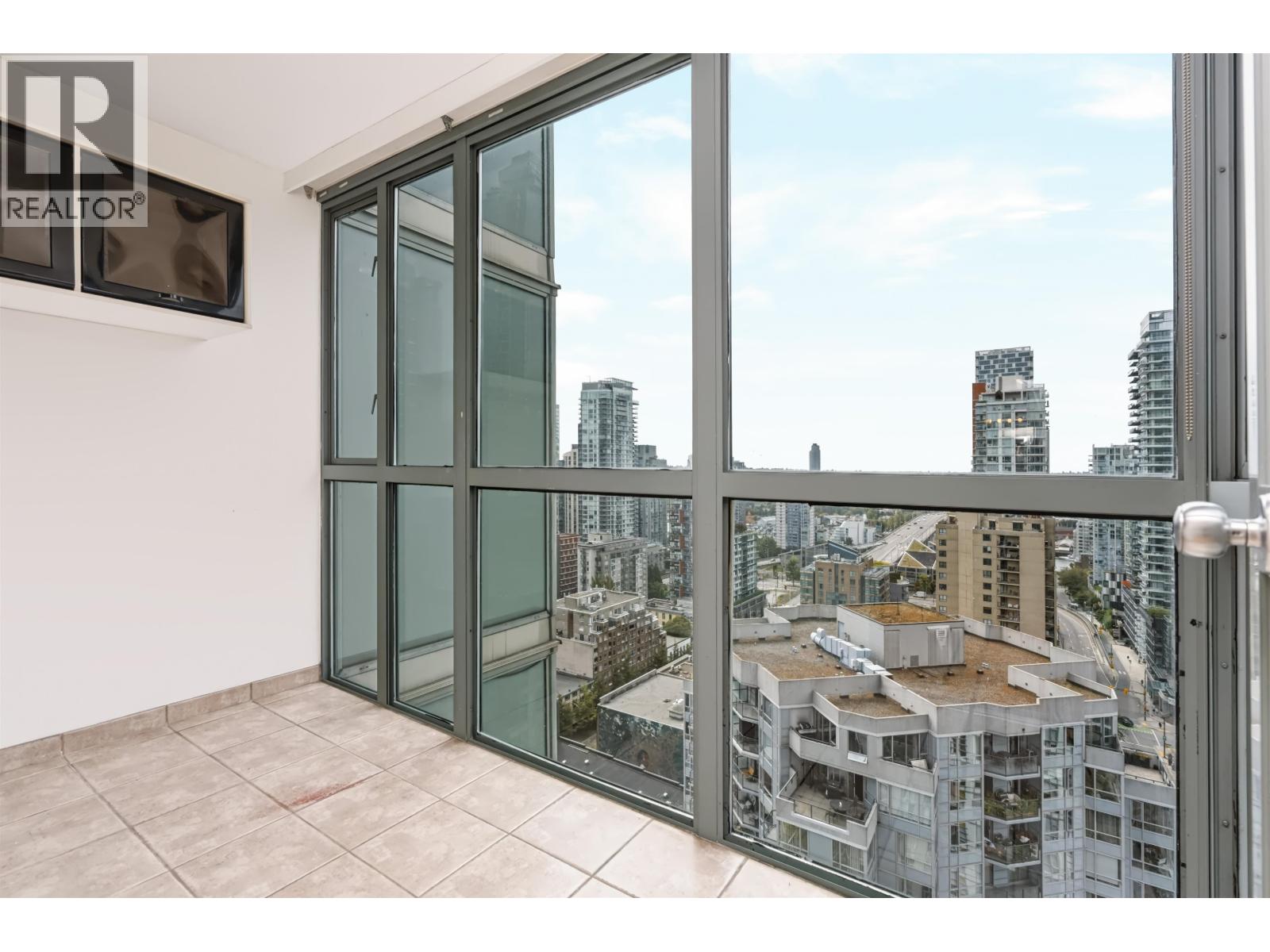 2401 1188 Howe Street, Vancouver, British Columbia  V6Z 2S8 - Photo 22 - R3165241