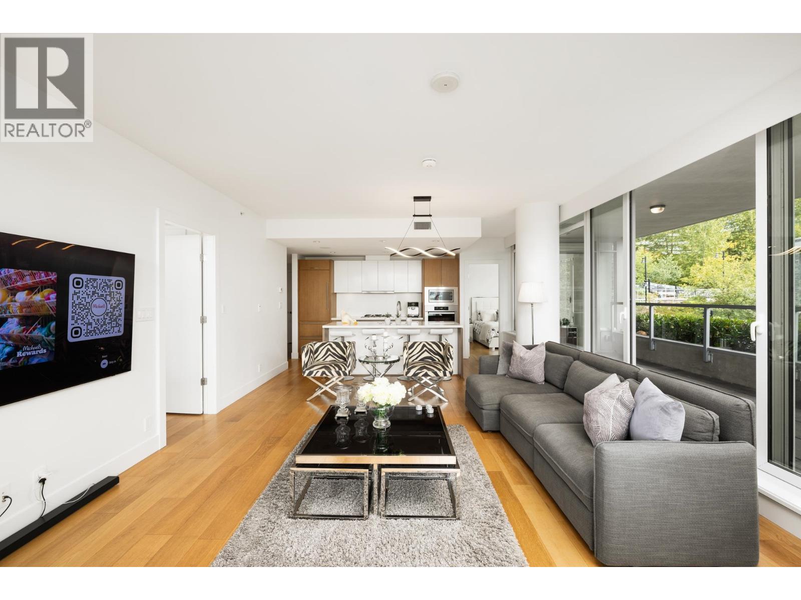 303 866 Arthur Erickson Place, West Vancouver, British Columbia  V7T 0B2 - Photo 12 - R3165267