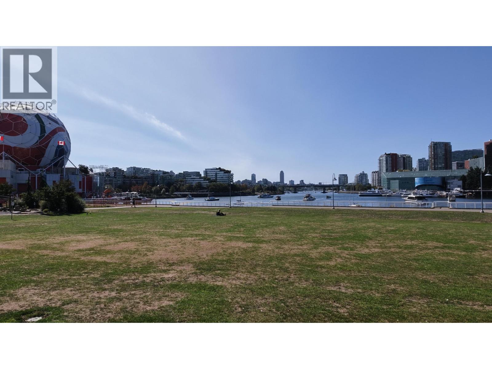 1040 Quebec Street, Vancouver, British Columbia  V6A 4K8 - Photo 31 - R3165301