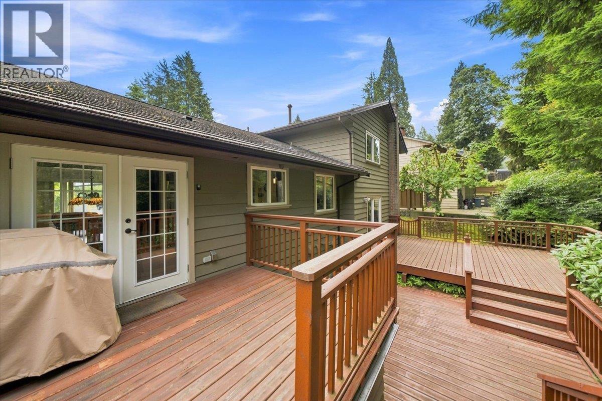 976 Corona Crescent, Coquitlam, British Columbia  V3J 6Y9 - Photo 14 - R3165261