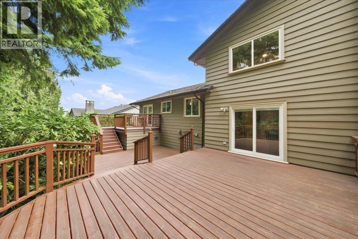 976 Corona Crescent, Coquitlam, British Columbia  V3J 6Y9 - Photo 15 - R3165261