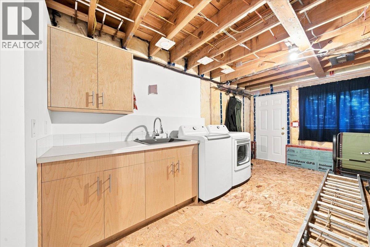976 Corona Crescent, Coquitlam, British Columbia  V3J 6Y9 - Photo 27 - R3165261
