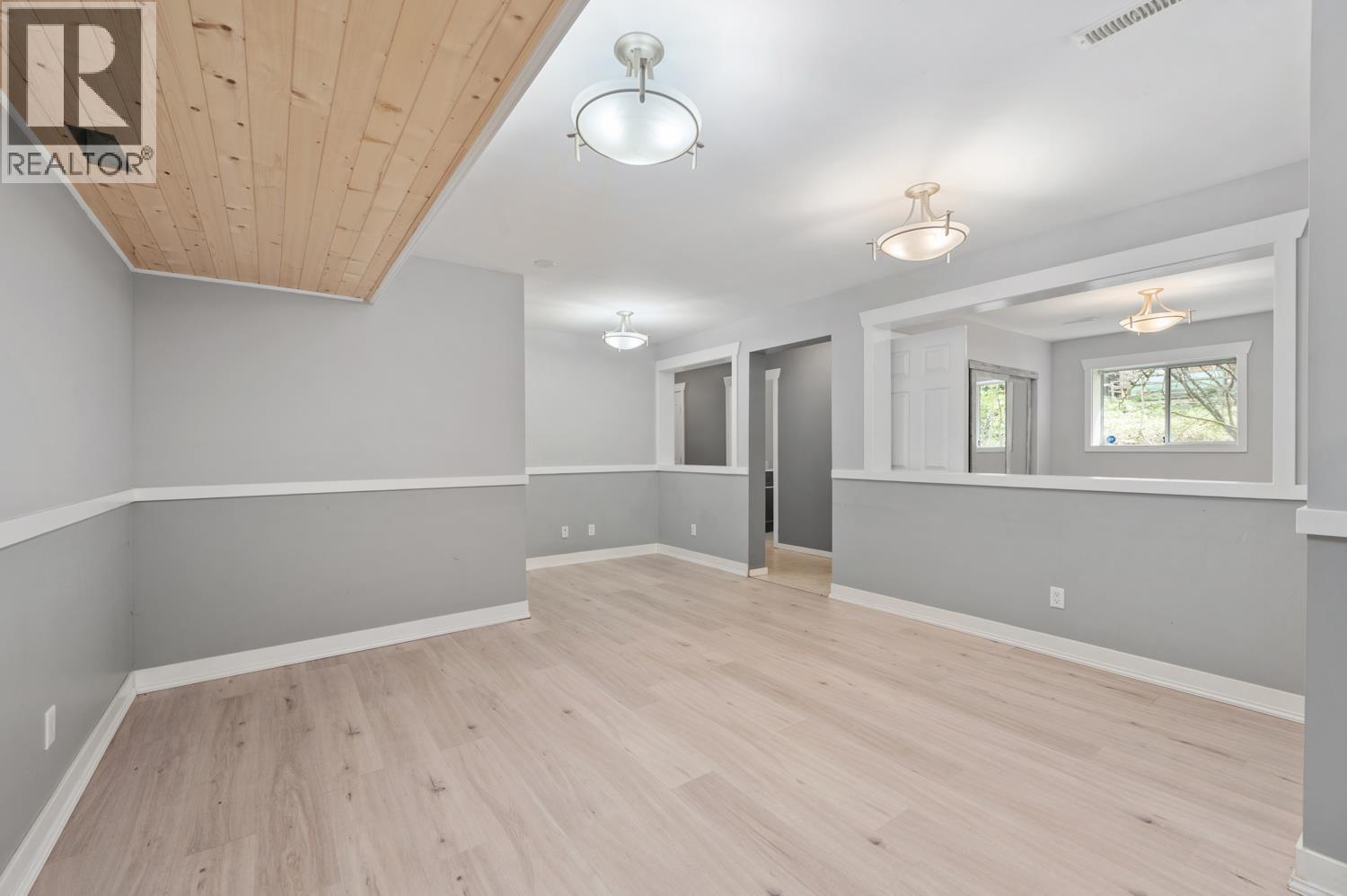 22186 124th Avenue, Maple Ridge, British Columbia  V2X 4J3 - Photo 26 - R3165268