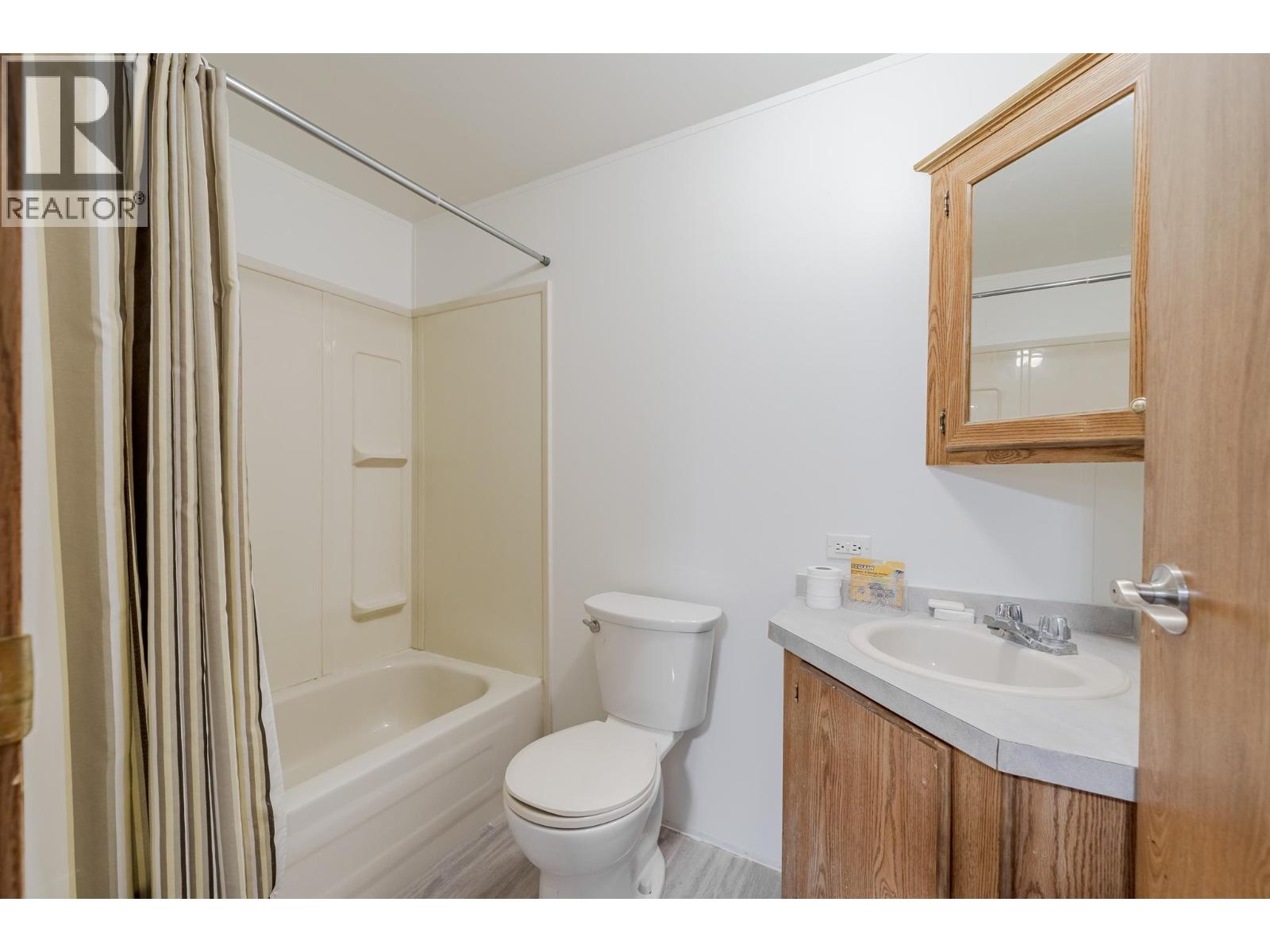 7778 Machete Lake Road, Bridge Lake, British Columbia  V0K 1E0 - Photo 9 - R3164650