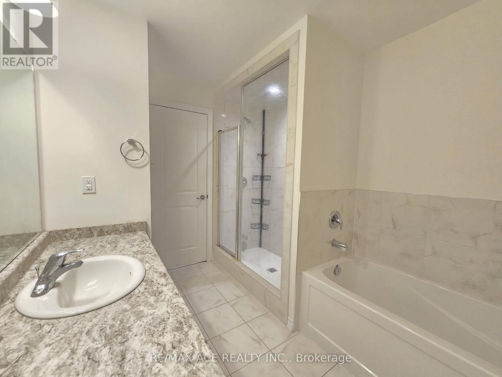 103 Flagg Avenue, Brant, Ontario  N3L 0J8 - Photo 9 - X13774026