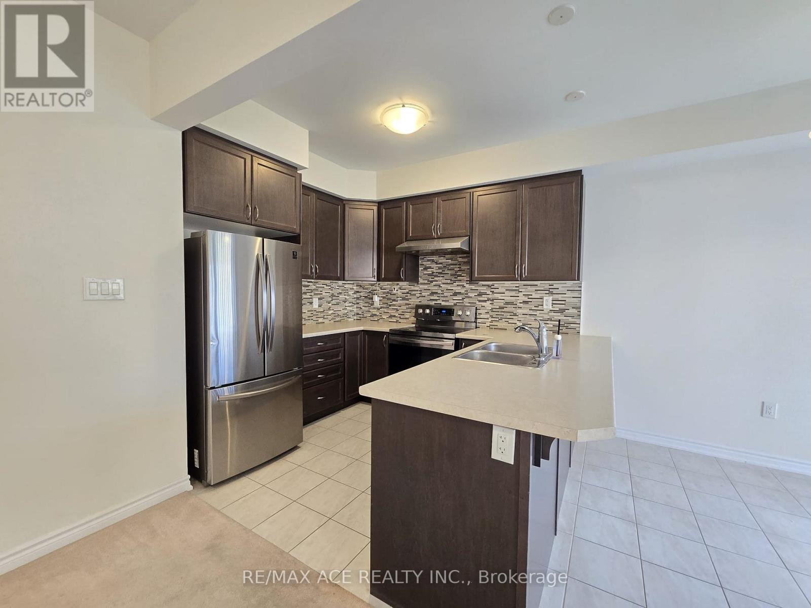 103 Flagg Avenue, Brant, Ontario  N3L 0J8 - Photo 12 - X13774026
