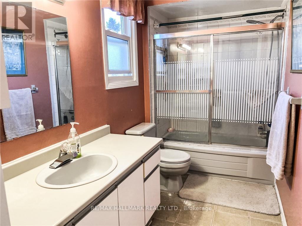 108 Broughton Avenue, Hamilton, Ontario  L8W 3S7 - Photo 3 - X13782988