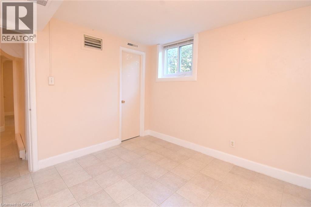 39 Chester Road, Stoney Creek, Ontario  L8E 1X8 - Photo 42 - 40862439