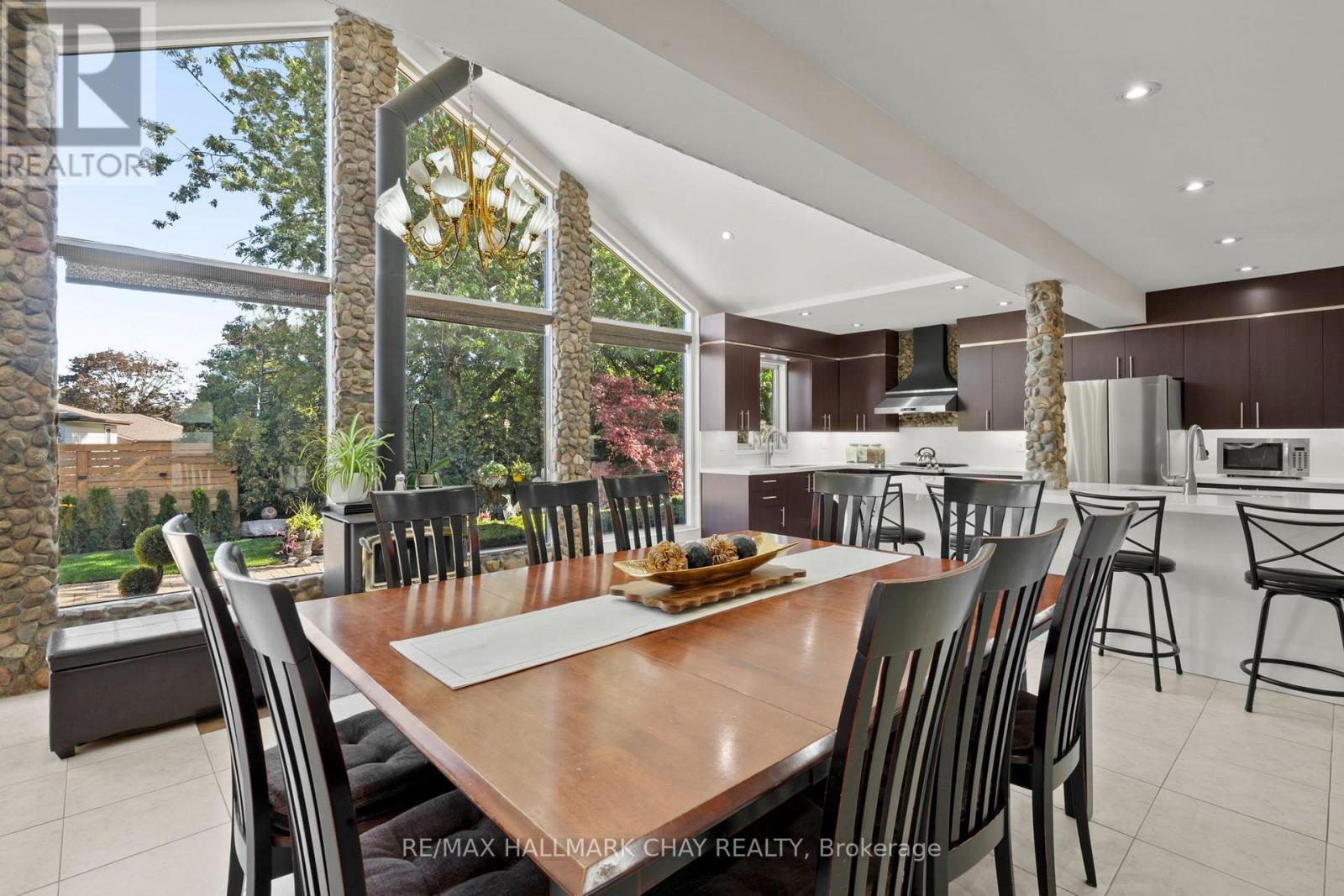 8 Grassington Crescent, Brampton, Ontario  L6S 1Z6 - Photo 10 - W13782546