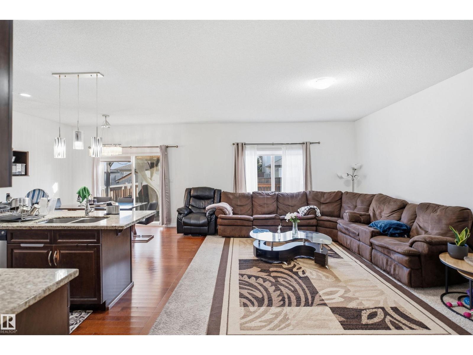 1523 36 Av NW, Edmonton, Alberta  T6T 0M5 - Photo 9 - E4508663