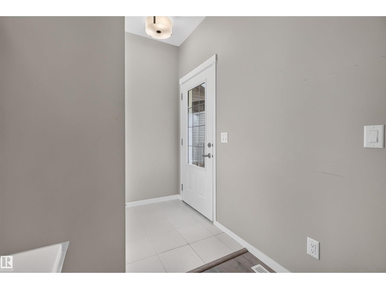 12328 177 Av NW, Edmonton, Alberta  T5X 0L3 - Photo 2 - E4508664