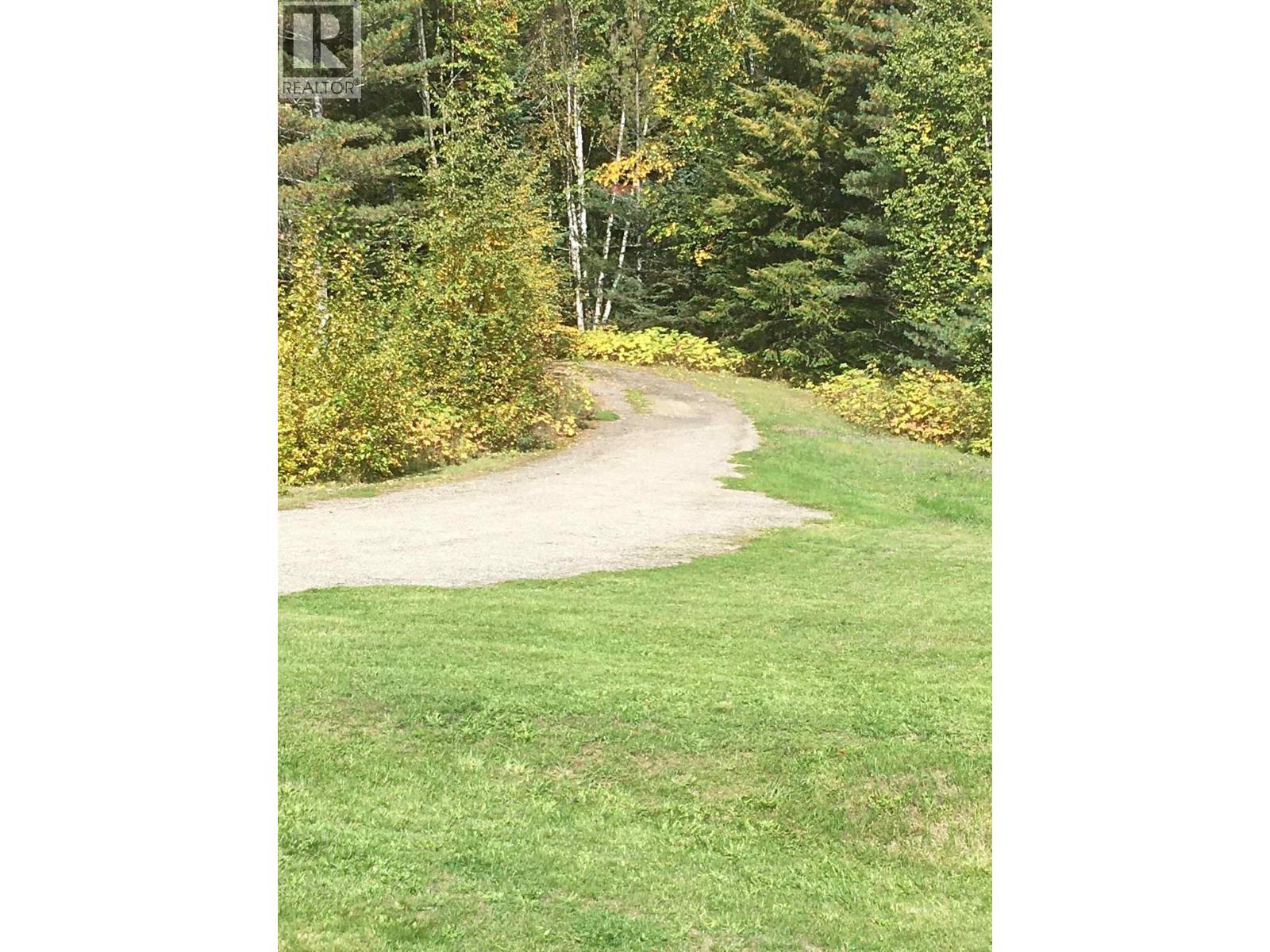 3360 Yellowhead Highway, Clearwater, British Columbia  V0E 3A0 - Photo 22 - 10399339