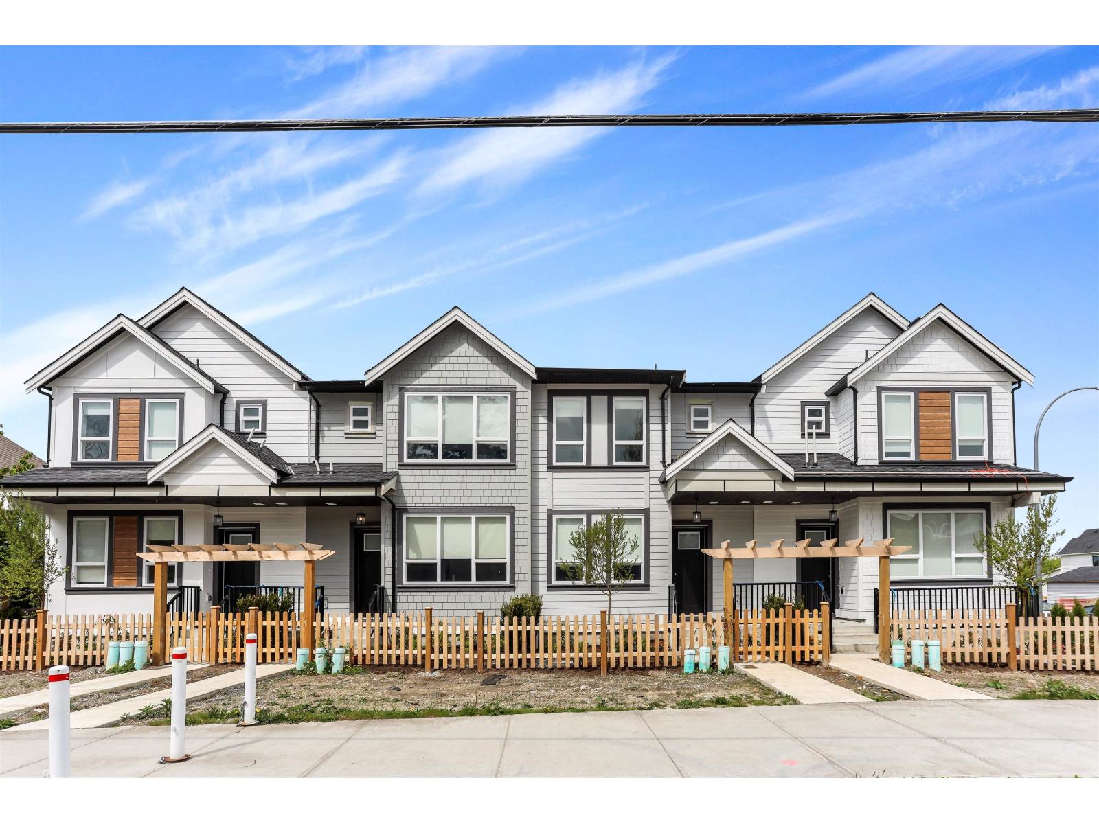 20957 83 AVENUE, langley, British Columbia