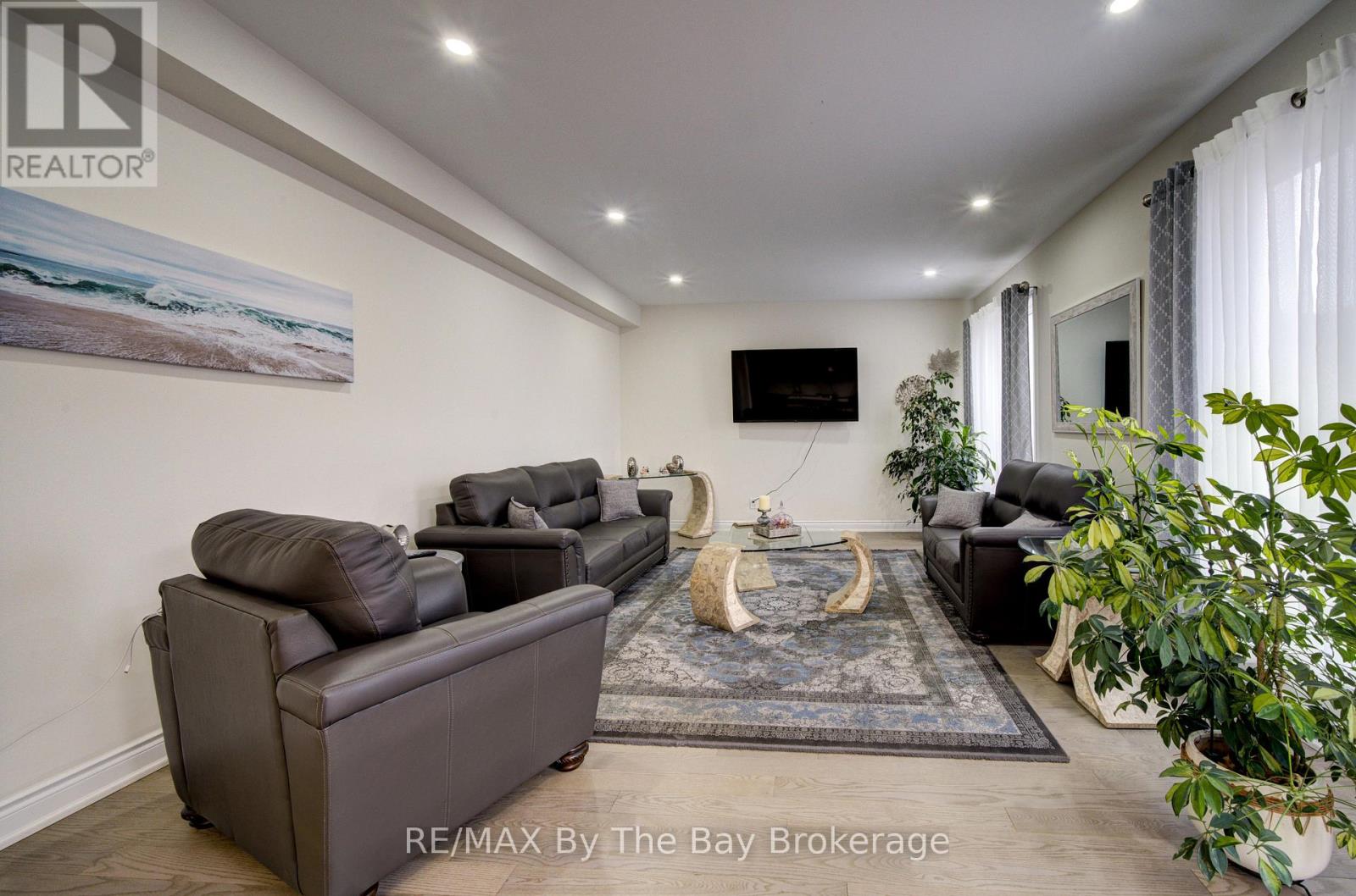120 Allegra Drive, Wasaga Beach, Ontario  L9Z 1P6 - Photo 13 - S13778246