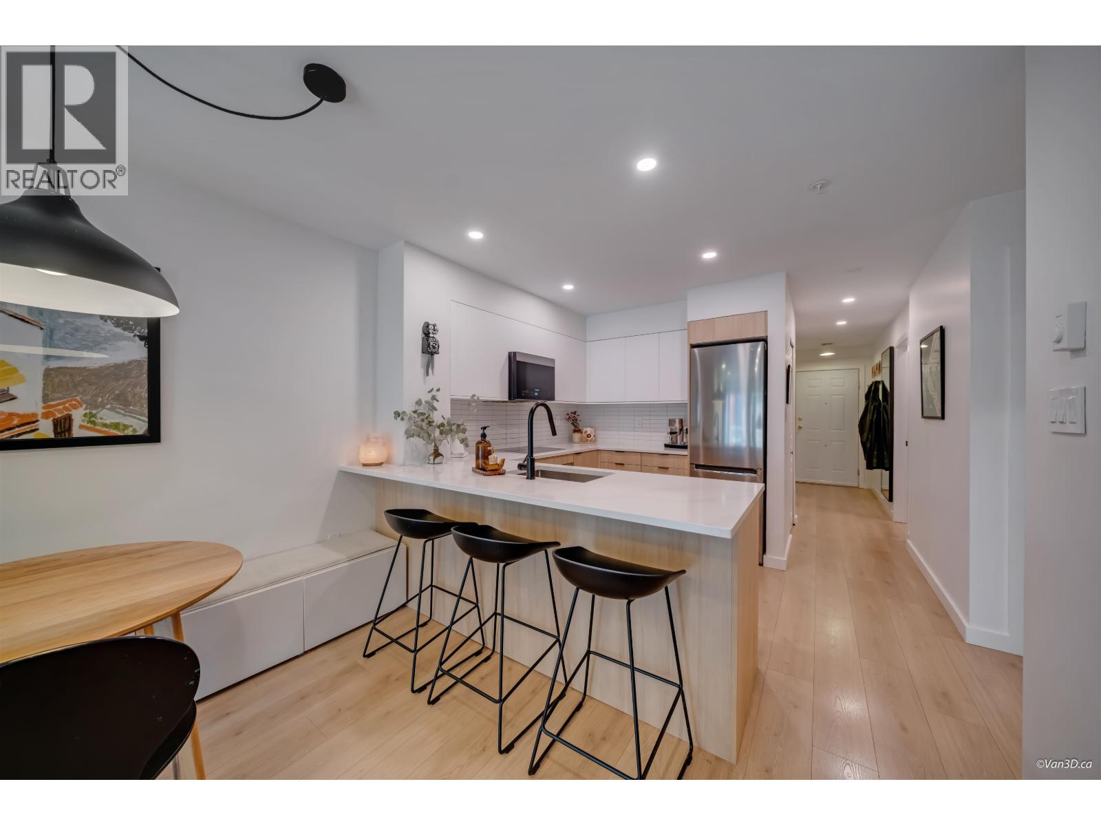 201 760 Kingsway, Vancouver, British Columbia V5V 3C1 - Photo 4 - R3163381