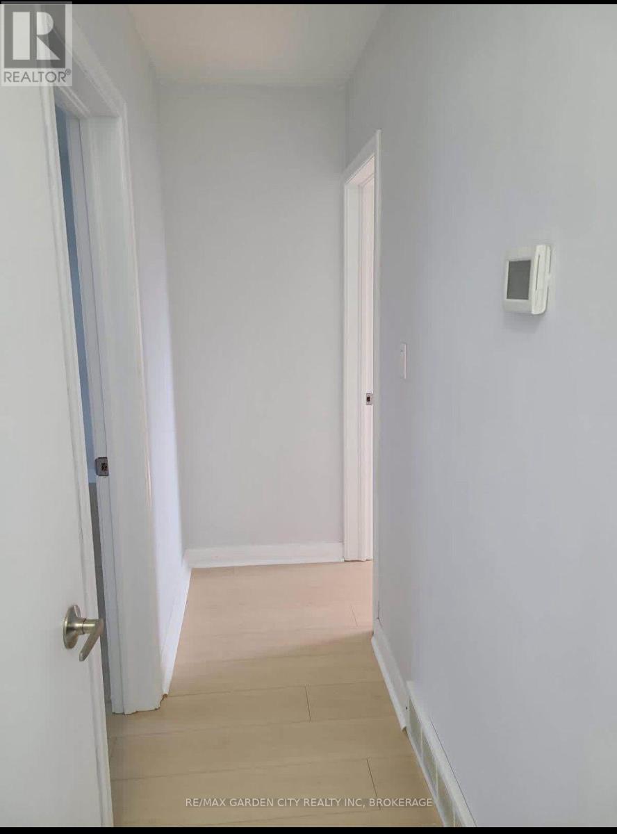Main Floor - 91 Margery Avenue, St. Catharines, Ontario  L2R 6K2 - Photo 5 - X13783018