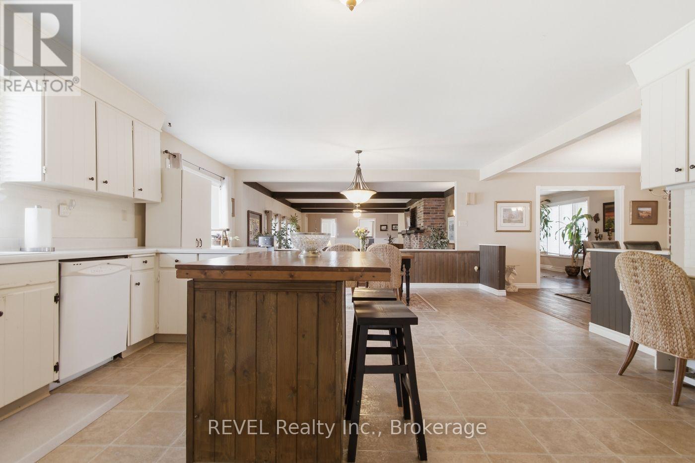 671 Kilman Road, Pelham, Ontario  L0S 1C0 - Photo 12 - X13783034